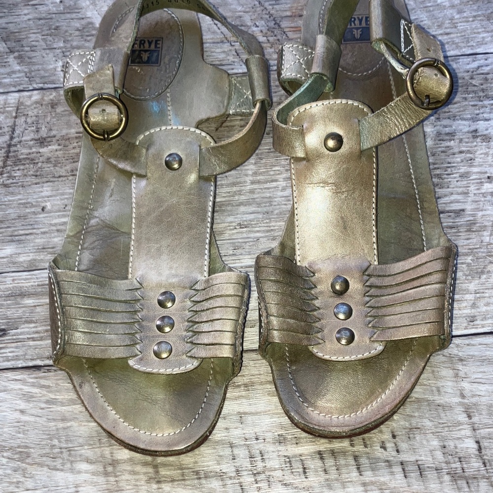 Women’s Frye Green Leather Sandals 10